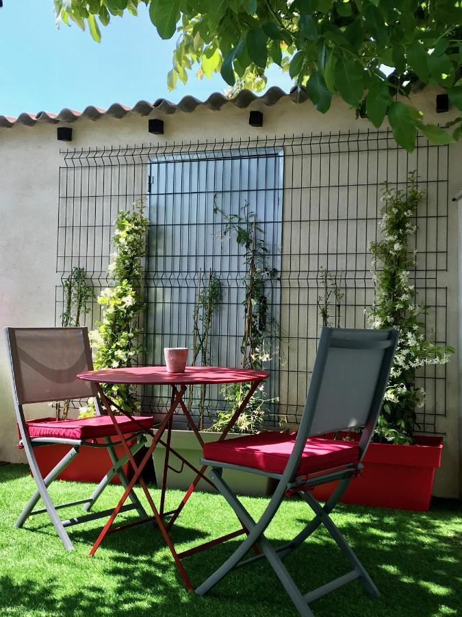 Guesthouse La Costiere - Logements Independants - Espace Piscine Jacuzzi 류넬 외부 사진