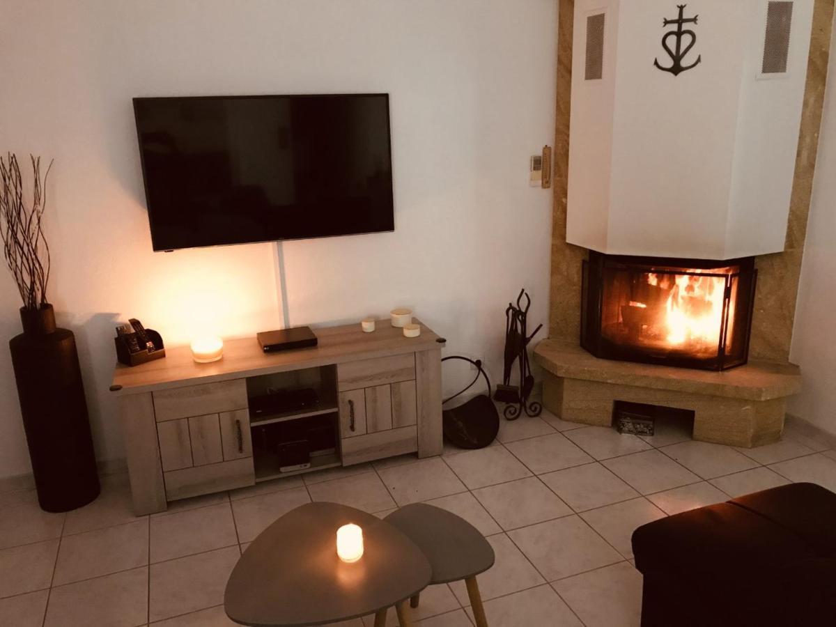 Guesthouse La Costiere - Logements Independants - Espace Piscine Jacuzzi 류넬 외부 사진