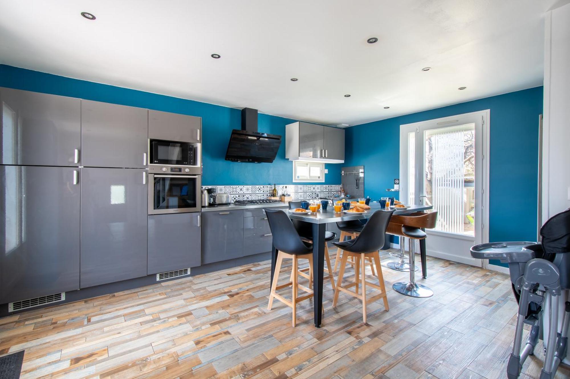 Guesthouse La Costiere - Logements Independants - Espace Piscine Jacuzzi 류넬 외부 사진