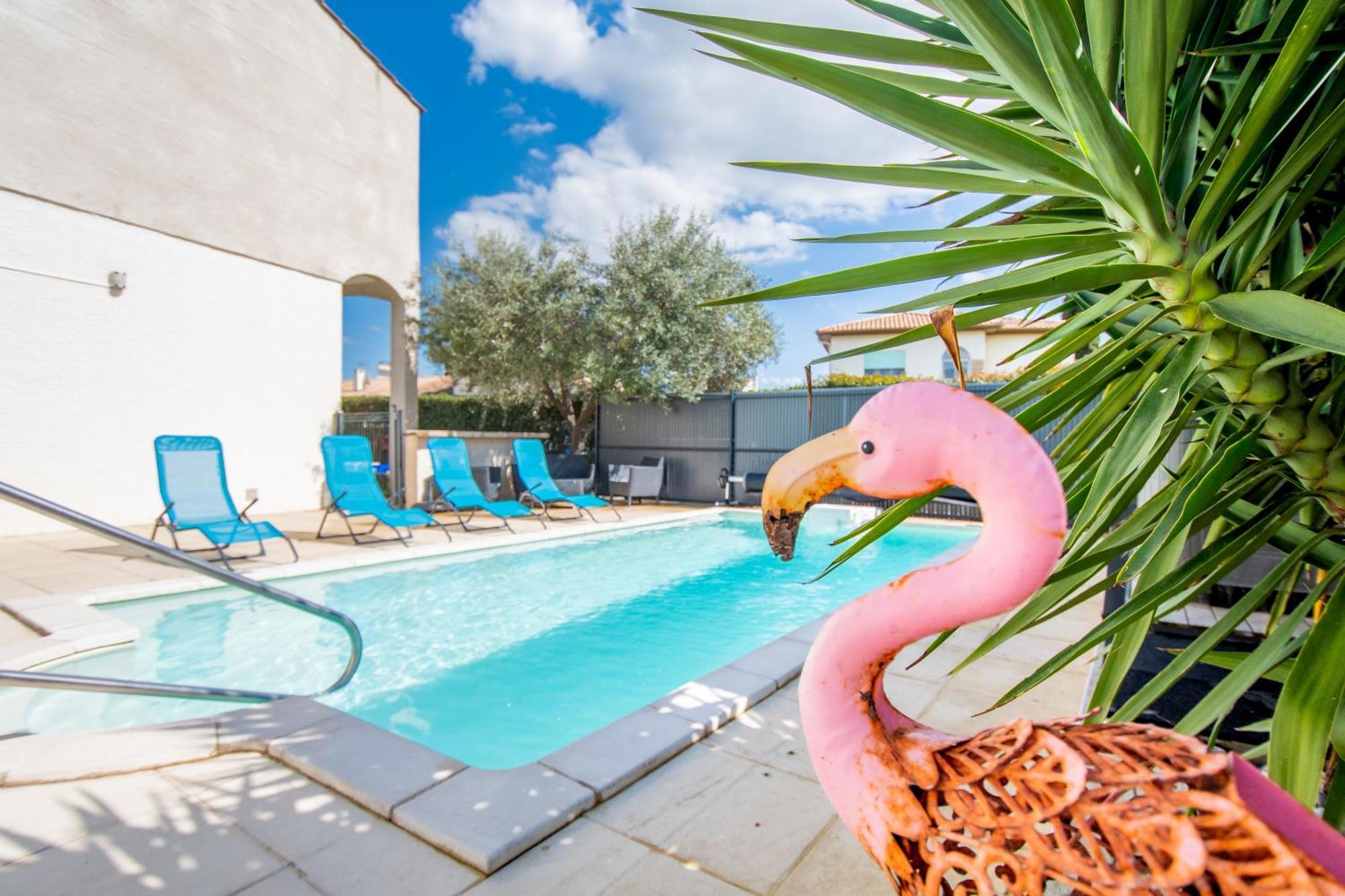 Guesthouse La Costiere - Logements Independants - Espace Piscine Jacuzzi 류넬 외부 사진